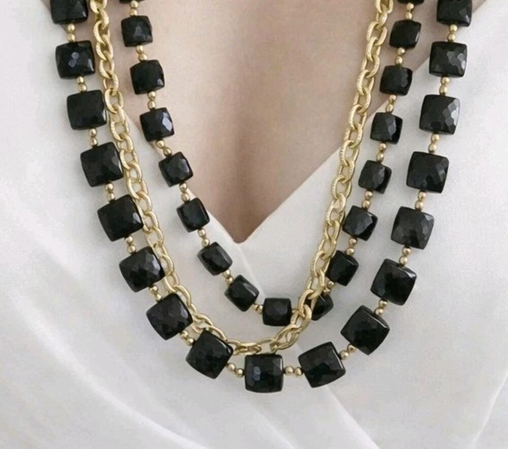 Vintage 1960s Three Strand Black & Gold, 38" long, Faceted Lucite bn1-